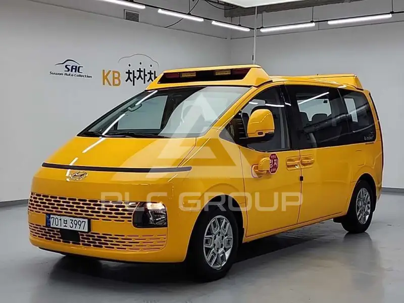 2022 Hyundai Staria