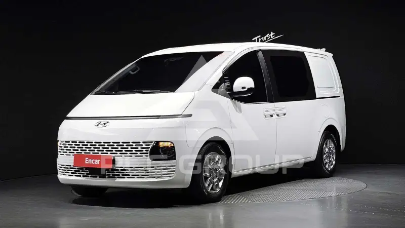 2022 Hyundai Staria