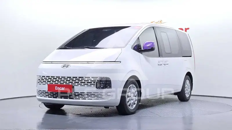 2022 Hyundai Staria