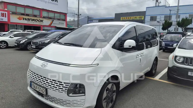 2022 Hyundai Staria
