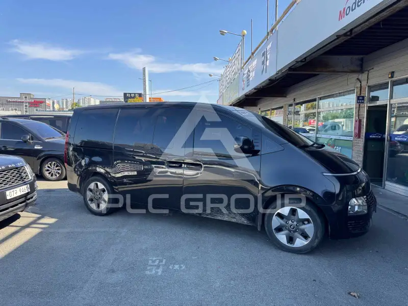 2022 Hyundai Staria