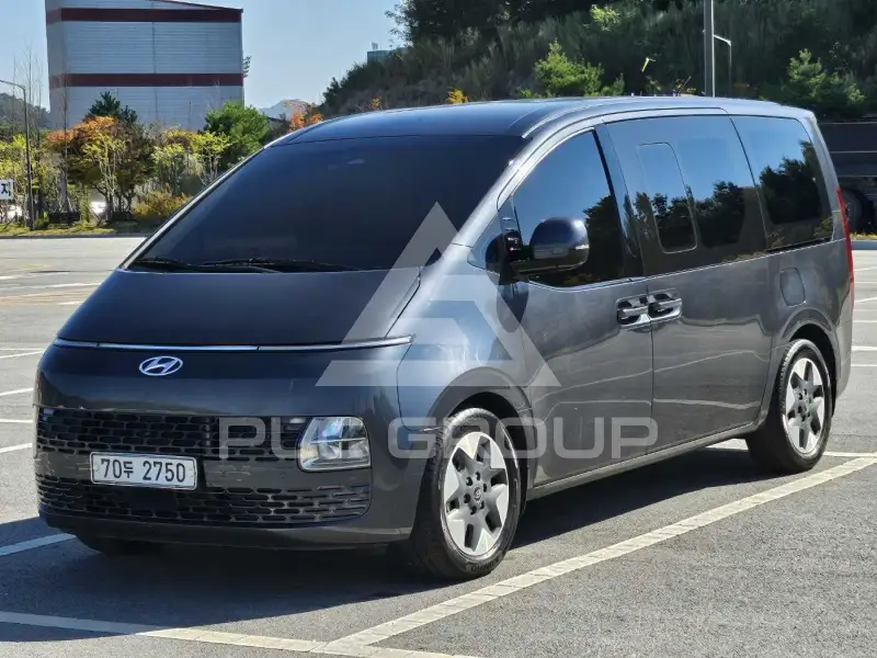 2022 Hyundai Staria