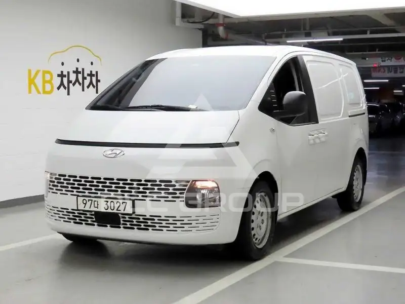 2022 Hyundai Staria
