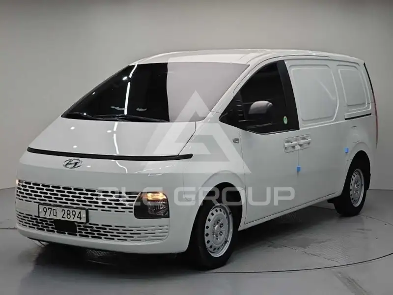 2022 Hyundai Staria