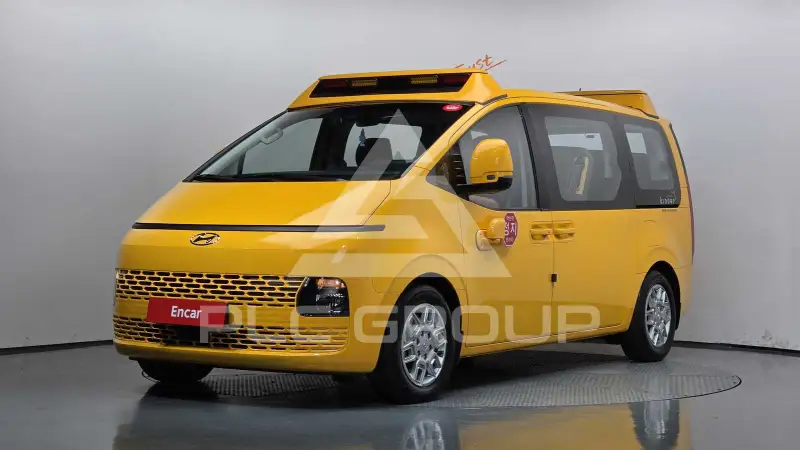 2022 Hyundai Staria
