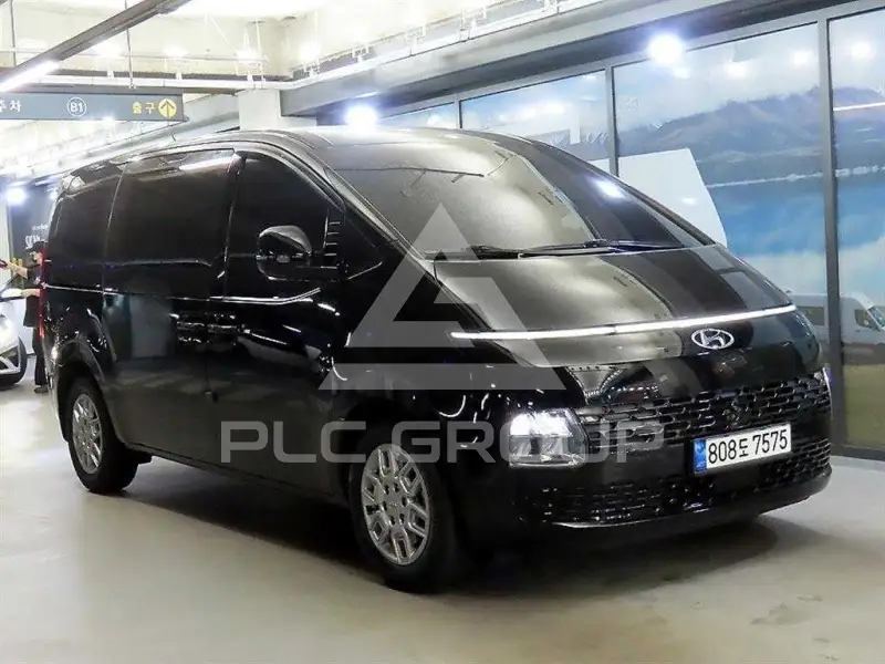 2022 Hyundai Staria