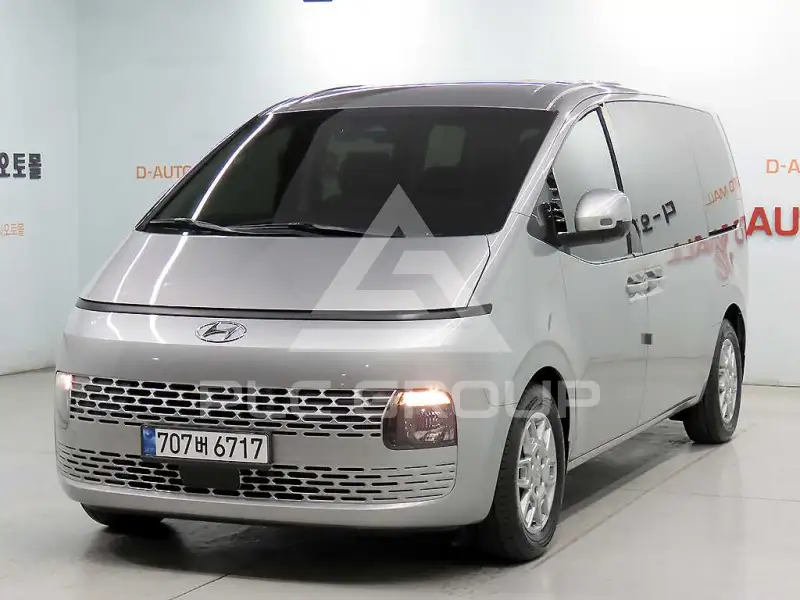 2022 Hyundai Staria