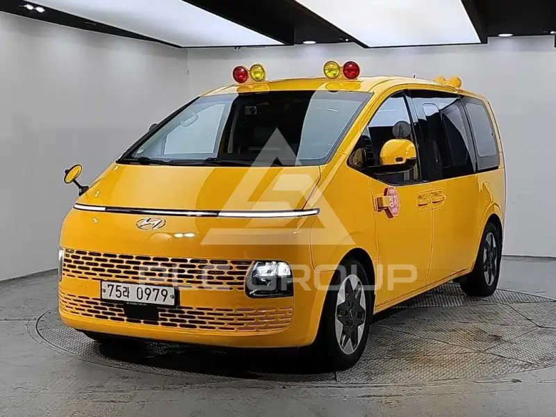 2022 Hyundai Staria