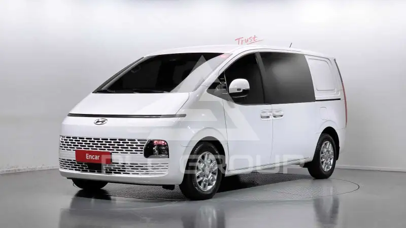 2022 Hyundai Staria