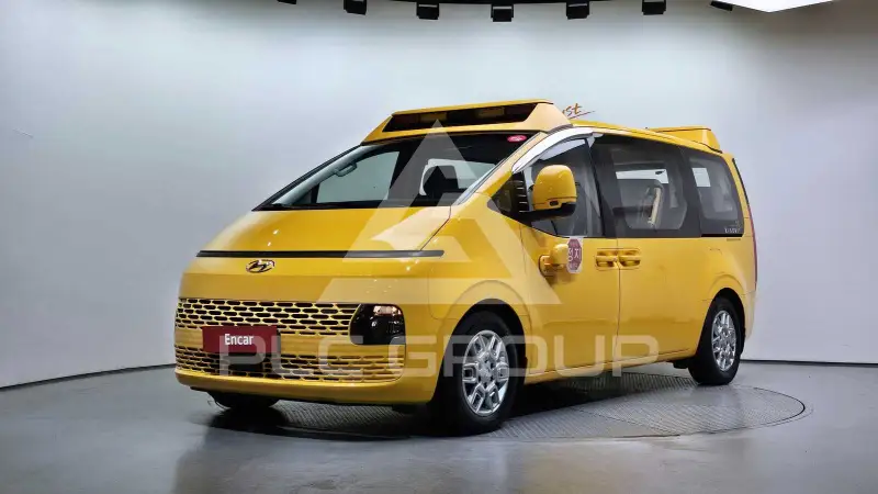 2022 Hyundai Staria