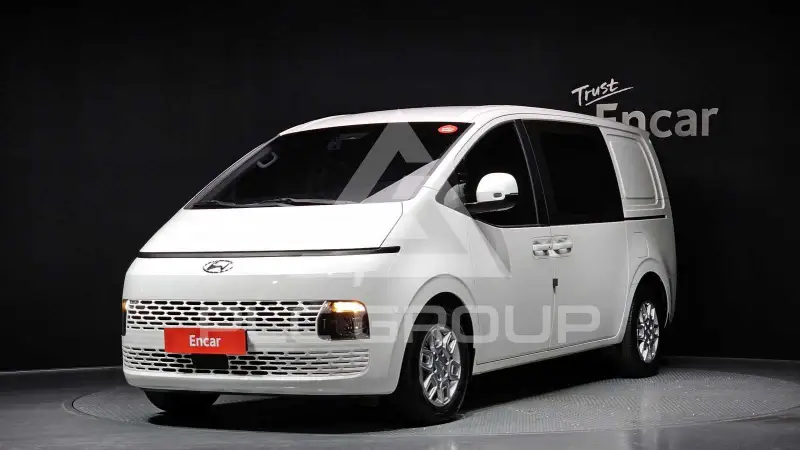 2022 Hyundai Staria
