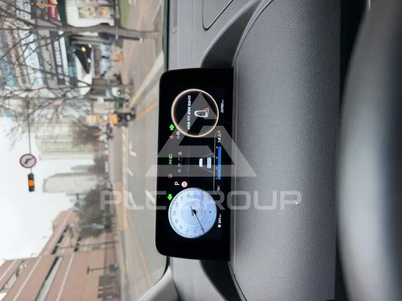 2022 Hyundai Staria