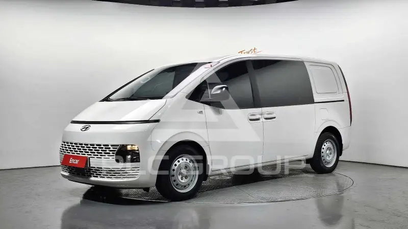 2022 Hyundai Staria