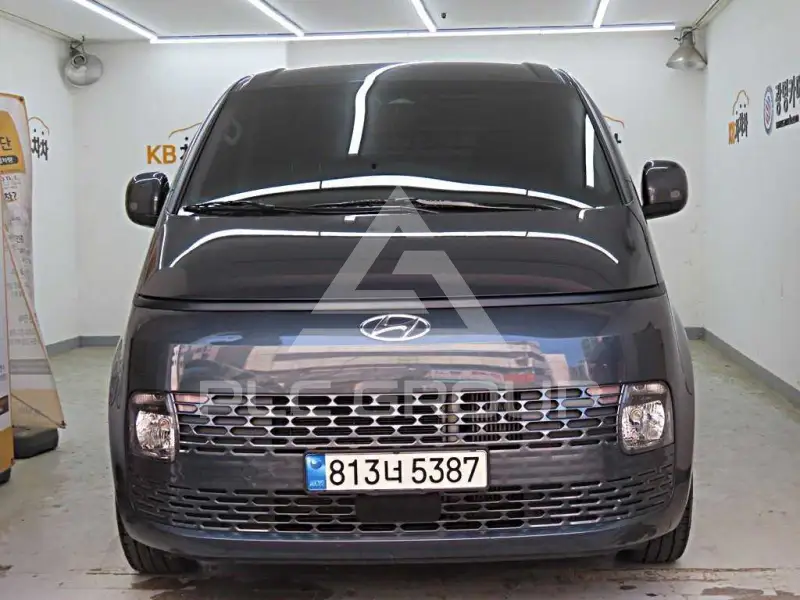 2022 Hyundai Staria