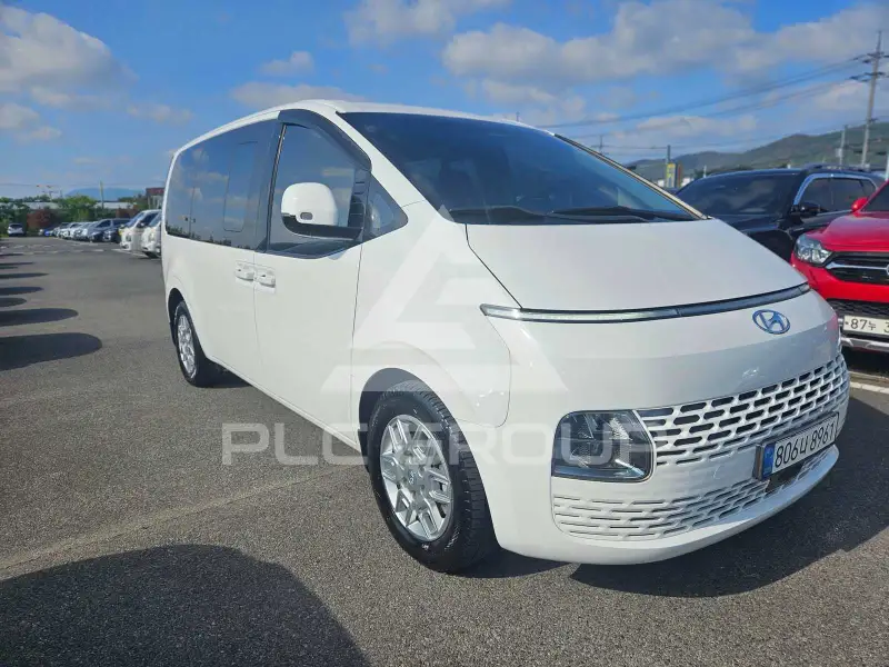 2022 Hyundai Staria
