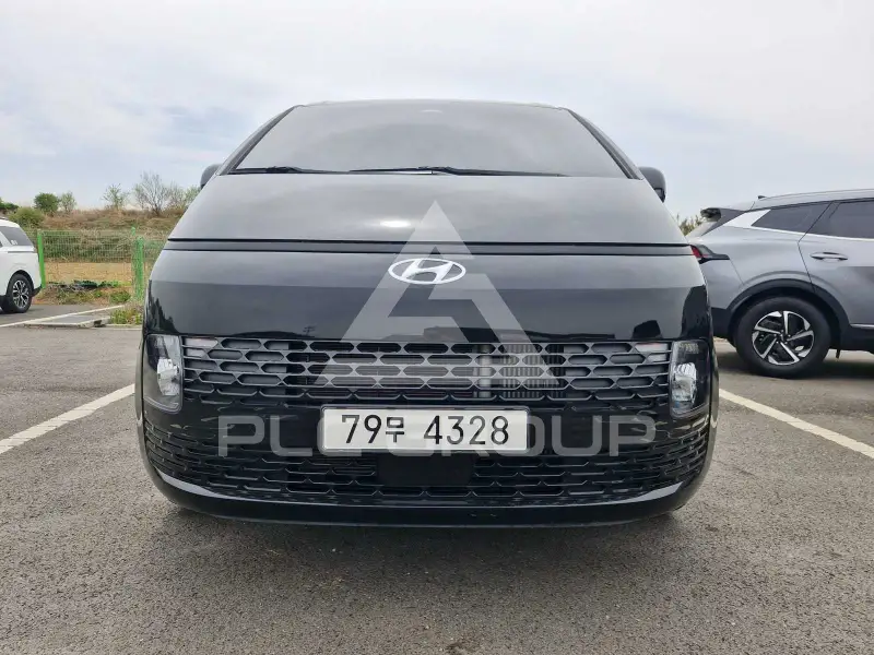 2022 Hyundai Staria