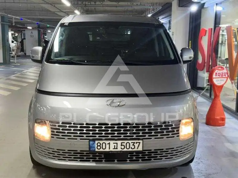 2022 Hyundai Staria