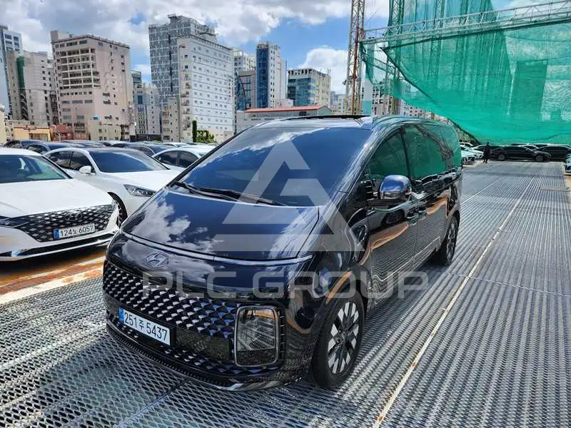 2022 Hyundai Staria