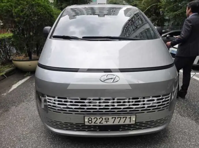2022 Hyundai Staria