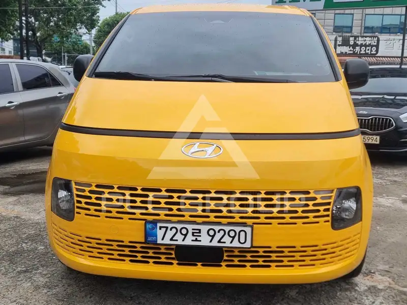 2022 Hyundai Staria