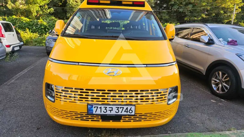 2022 Hyundai Staria