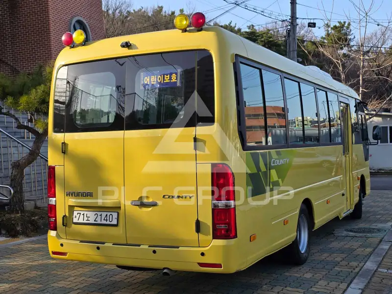 2022 Hyundai Country