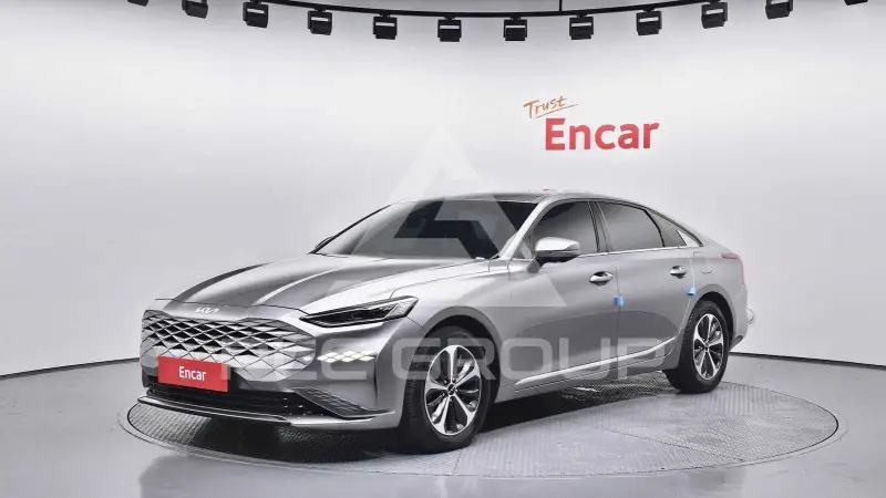 2022 KIA K8