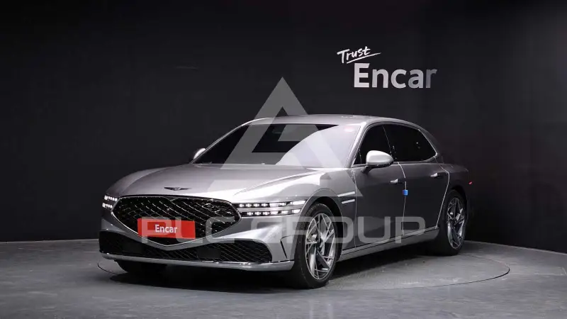 2022 Genesis G90