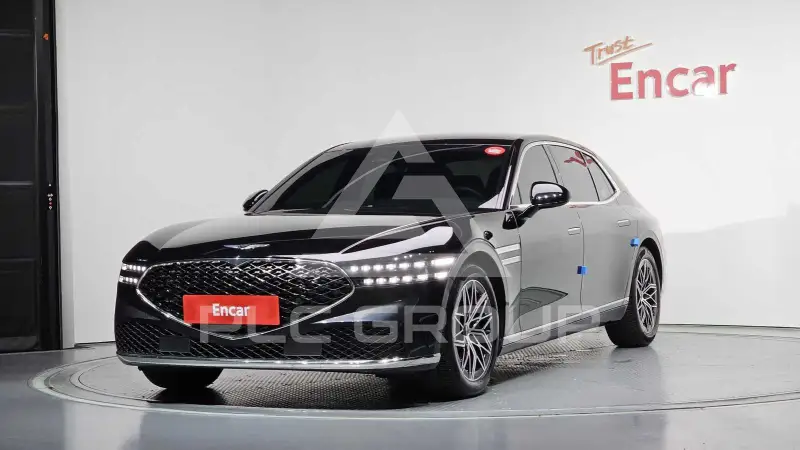 2022 Genesis G90
