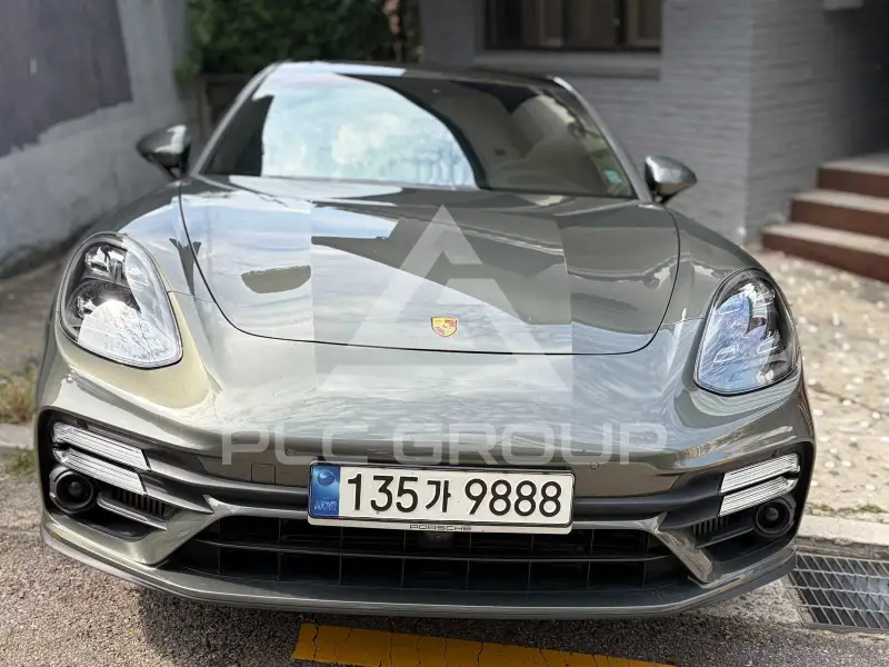 2022 Porsche Panamera