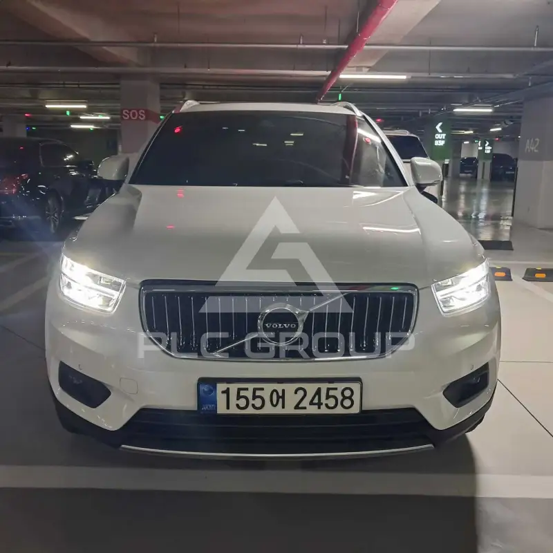 2022 Volvo XC40