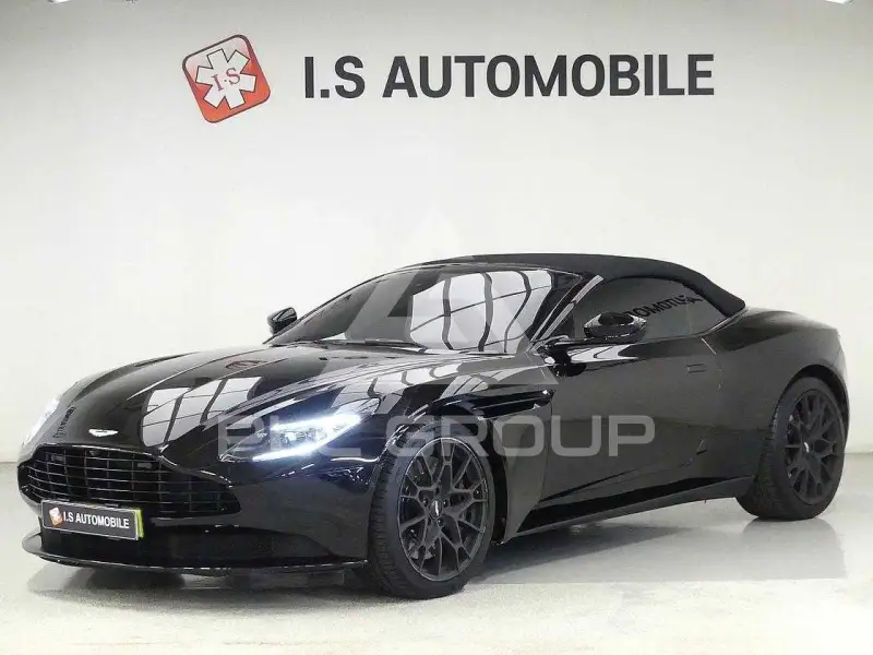 2022 Aston Martin DB11