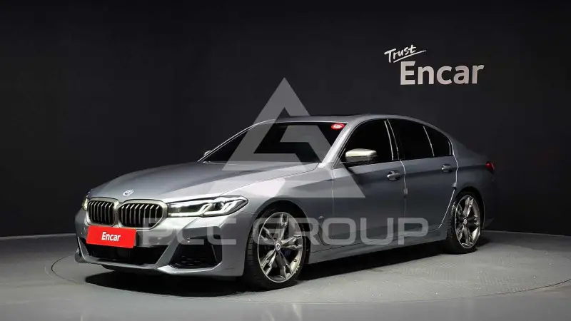 2023 BMW 550M