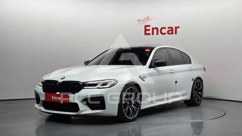 2023 BMW M5