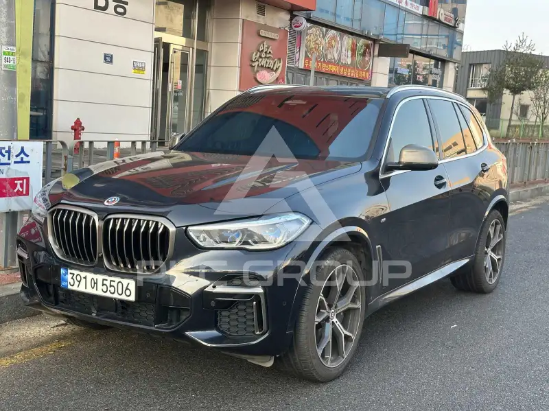 2023 BMW X5M