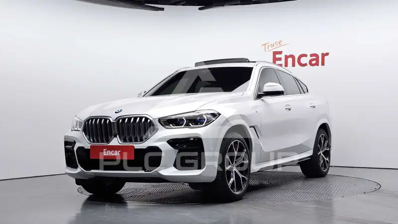 2023 BMW X6M