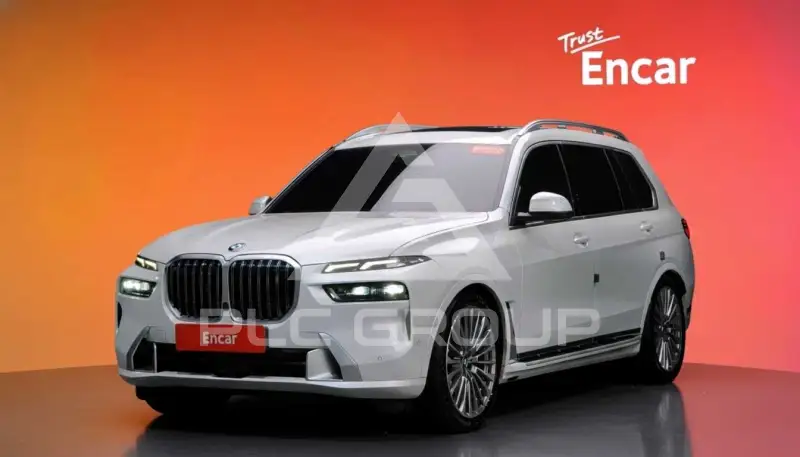 2023 BMW X7