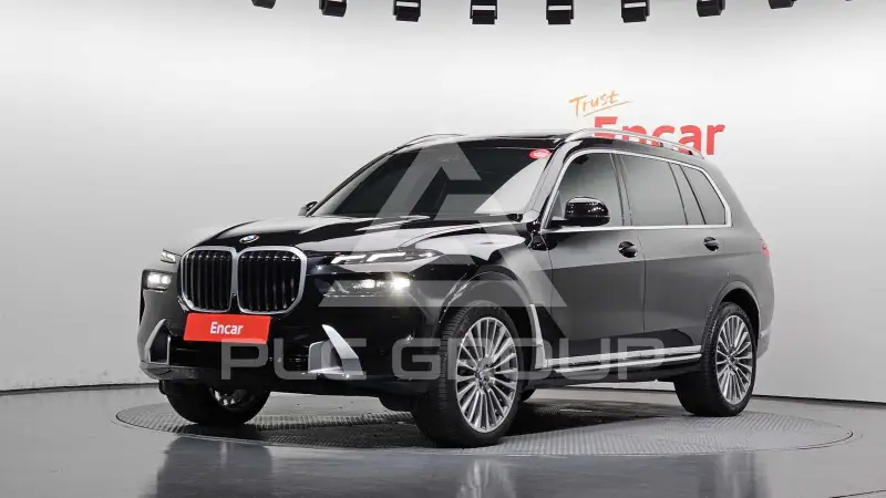 2023 BMW X7