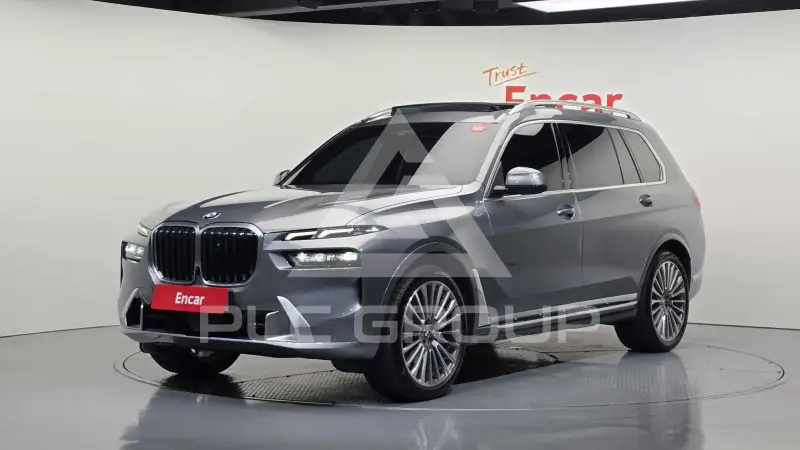 2023 BMW X7