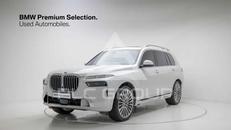 2023 BMW X7