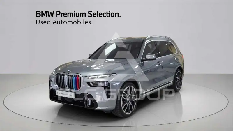 2023 BMW X7M