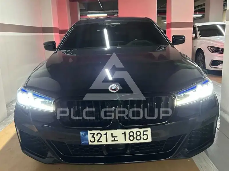 2023 BMW 550M