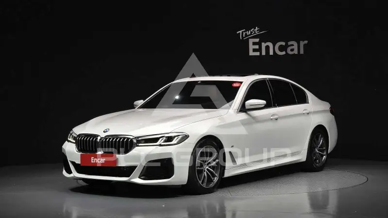 2023 BMW 520M