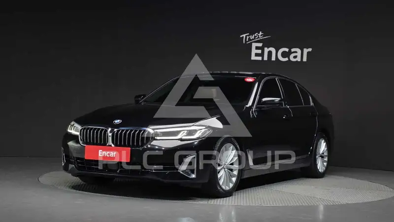 2023 BMW 520
