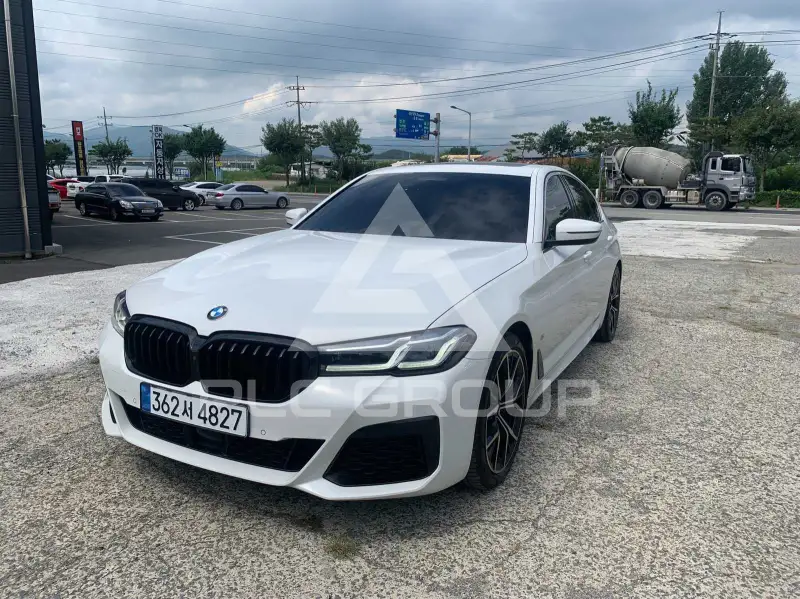 2023 BMW 530M