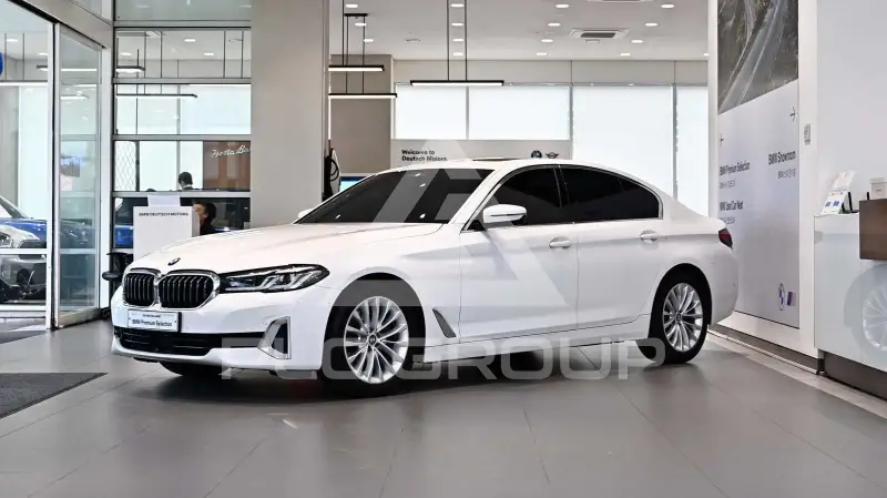 2023 BMW 520