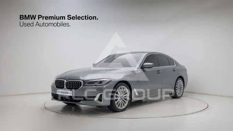 2023 BMW 530