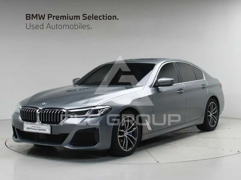 2023 BMW 520M