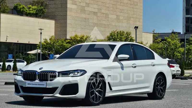 2023 BMW 530M