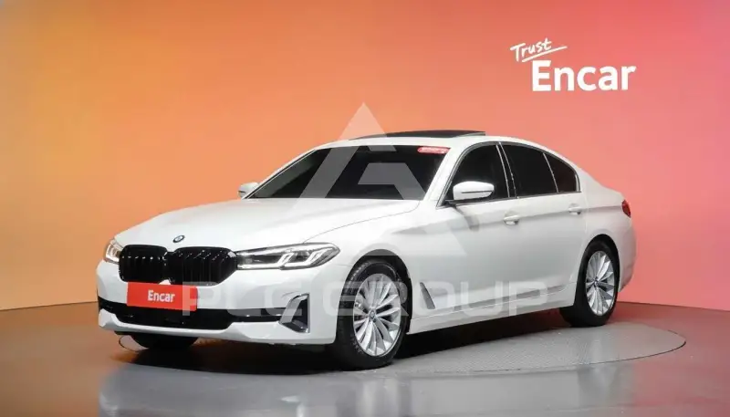 2023 BMW 523